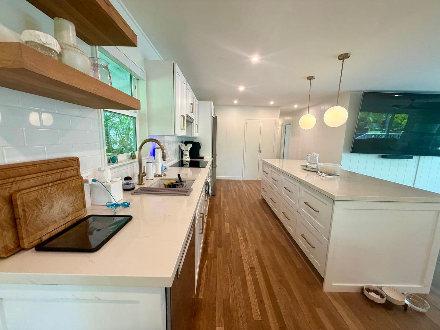 Kailua House: 1453 Aalapapa Dr
