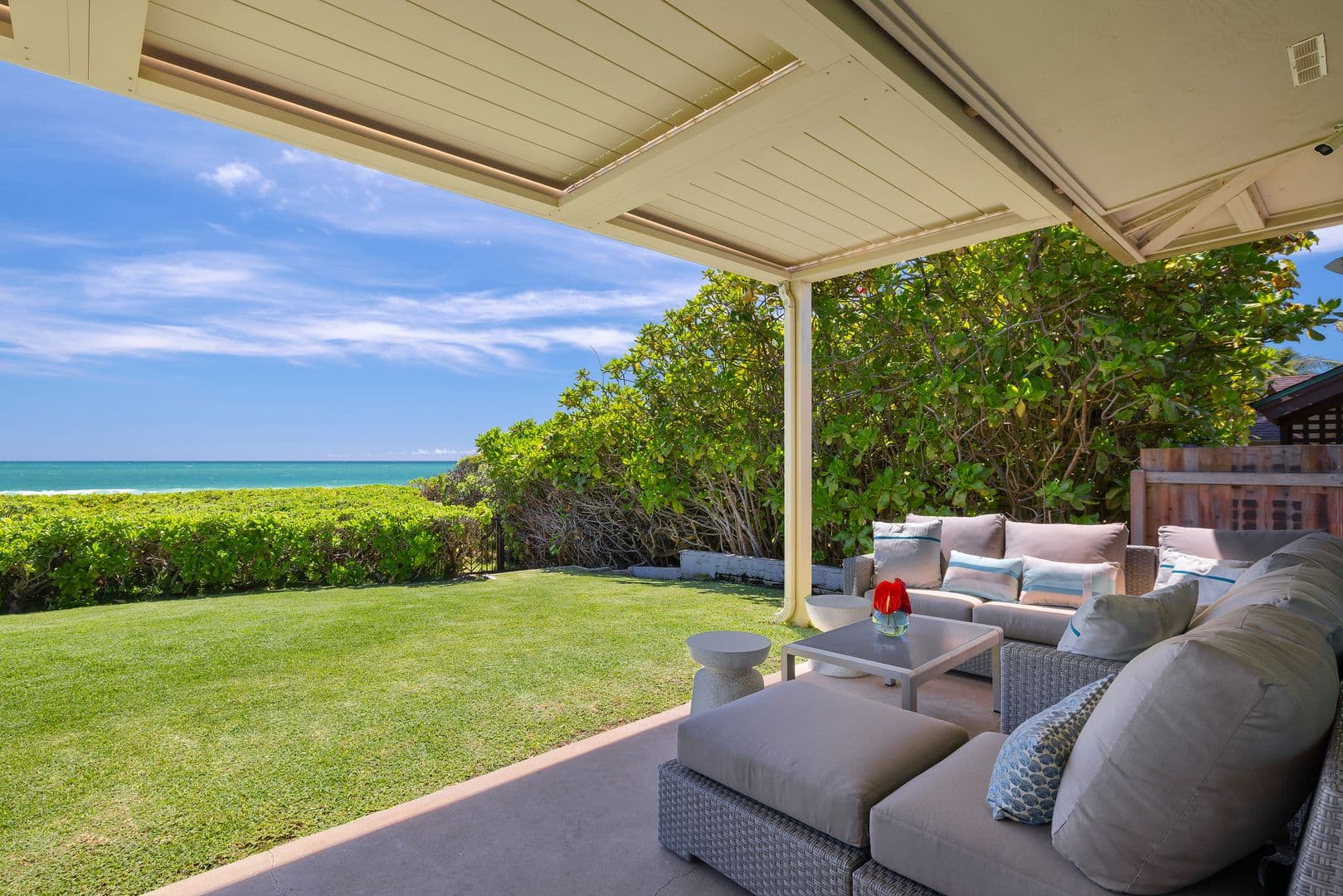 Kailua House: 11 Pueohala Pl