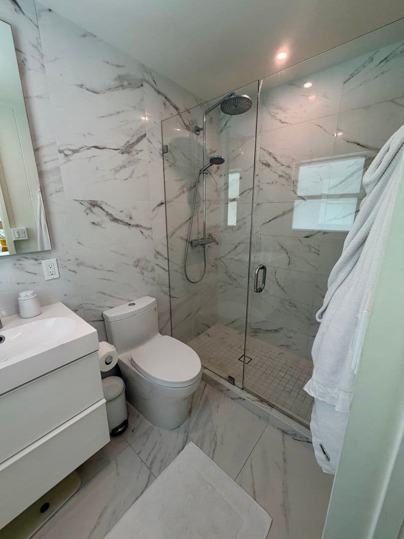 Kailua House: 1453 Aalapapa Dr
