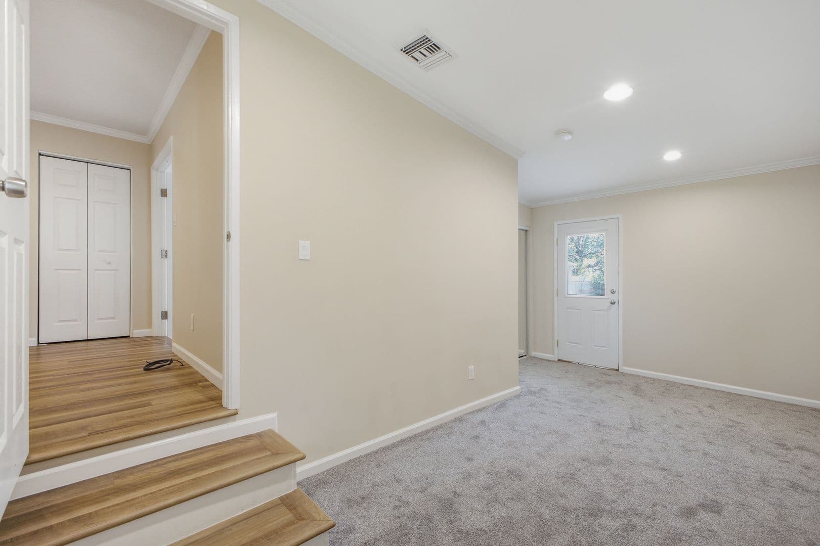 Burbank House: 1630 North Ontario Street