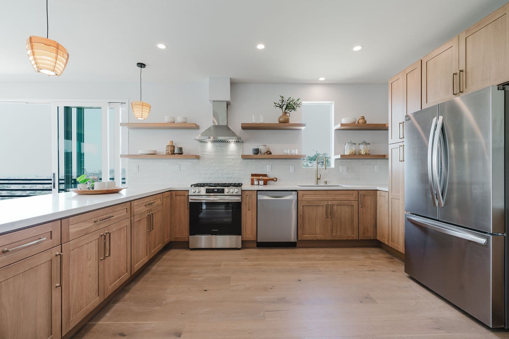 Los Angeles House: 3870 West Point Drive