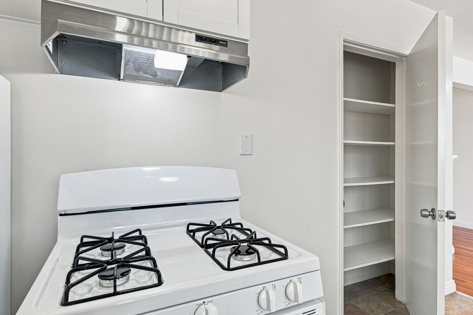 Alhambra Apartment: 312 N Atlantic Blvd
