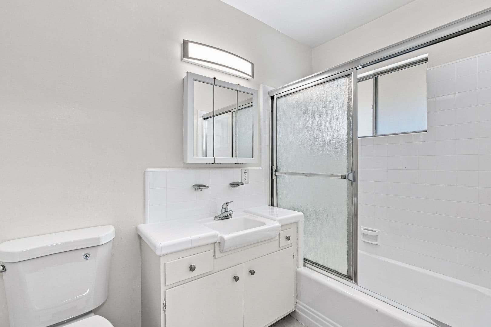 Alhambra Apartment: 312 N Atlantic Blvd