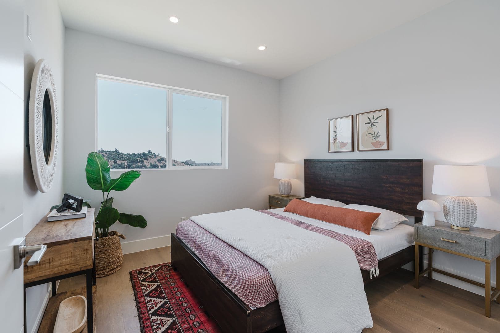 Los Angeles House: 3870 West Point Drive