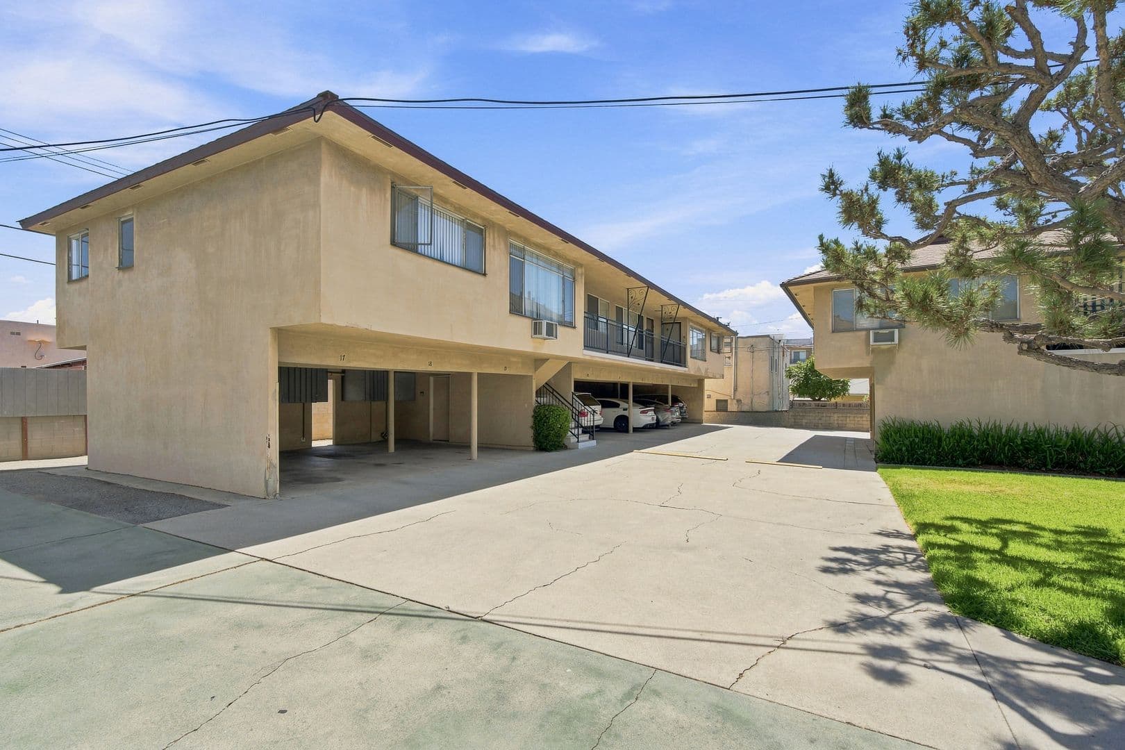 Alhambra Apartment: 312 N Atlantic Blvd
