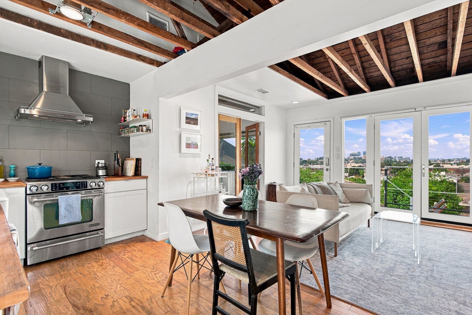 Los Angeles House: 1904 Boca Ave