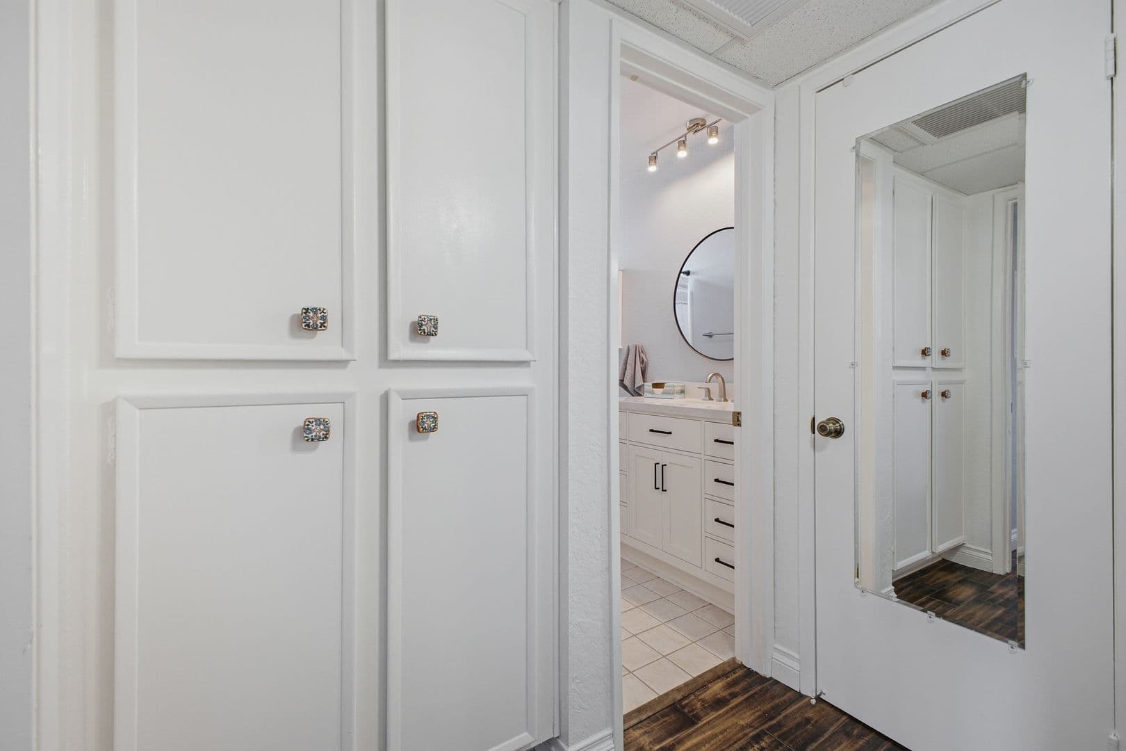 Pasadena Condo: 2444 E. Del Mar Blvd