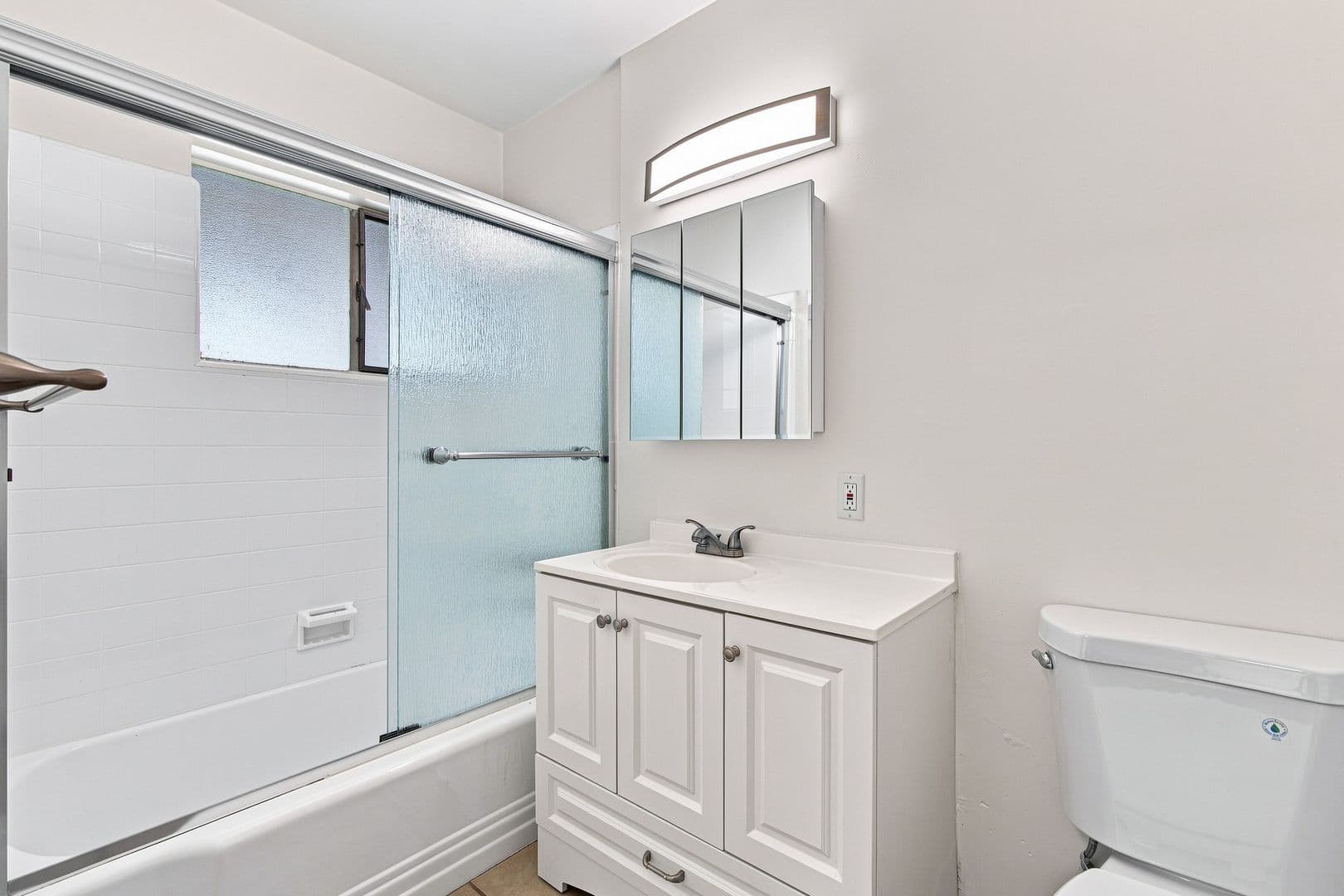 Alhambra Apartment: 312 N Atlantic Blvd
