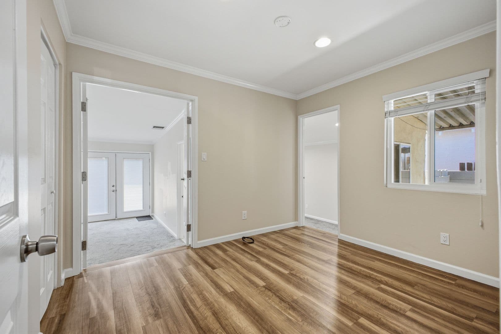Burbank House: 1630 North Ontario Street
