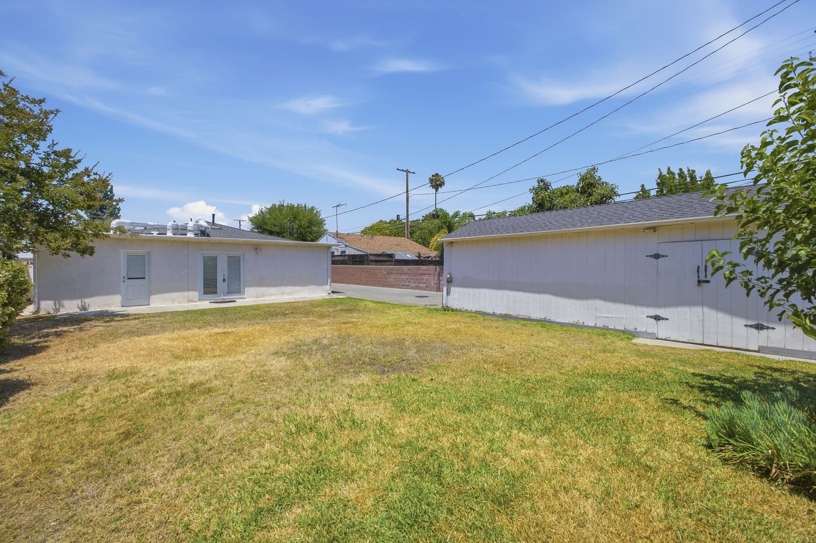 Burbank House: 1630 North Ontario Street