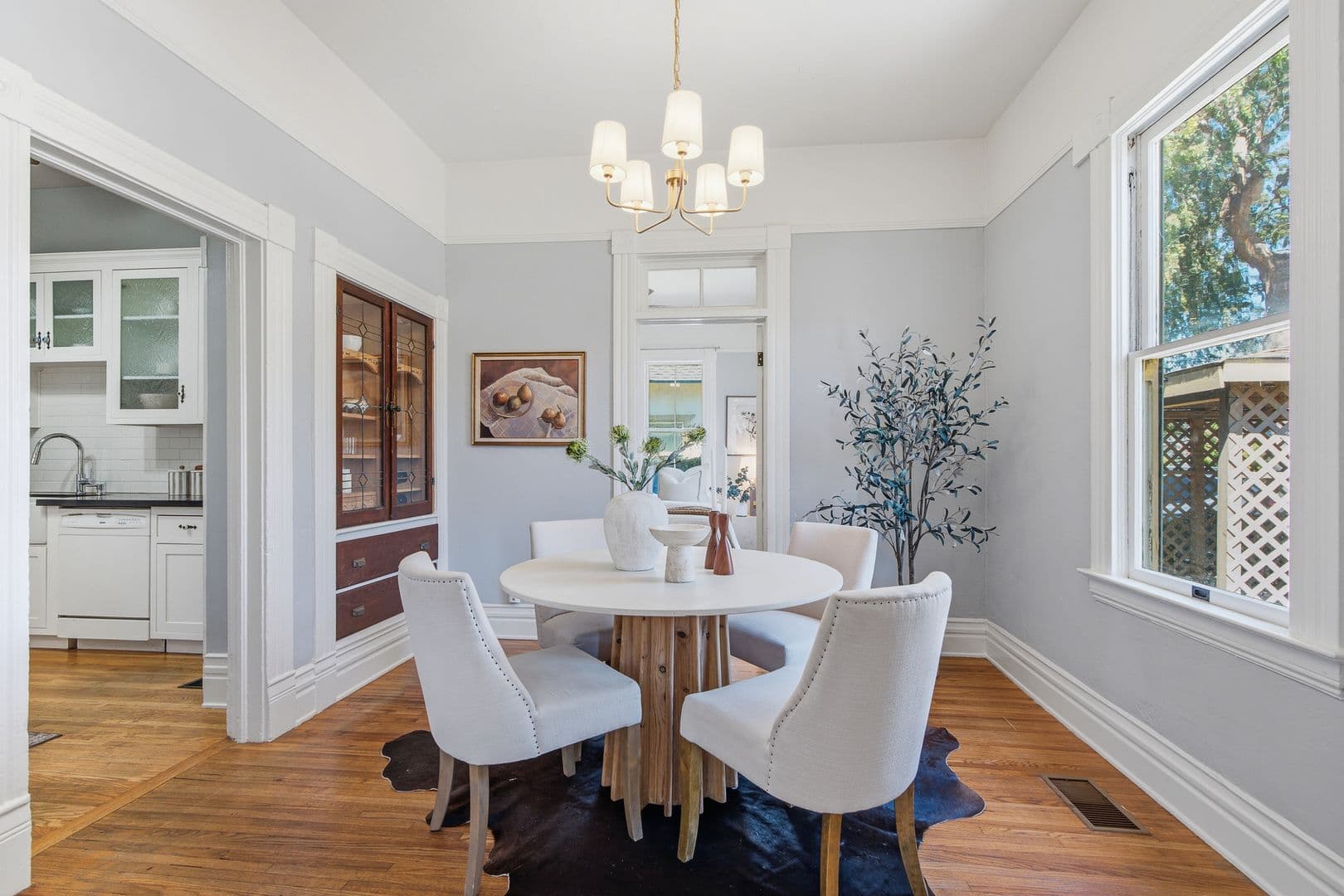 Monrovia Apartment: 703 Primrose Ave