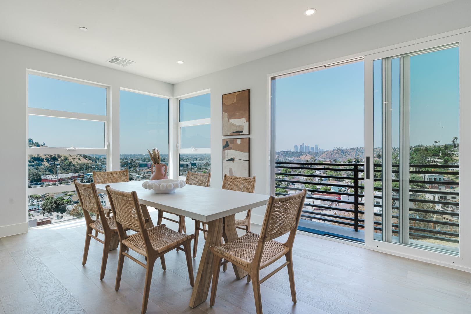 Los Angeles House: 3870 West Point Drive