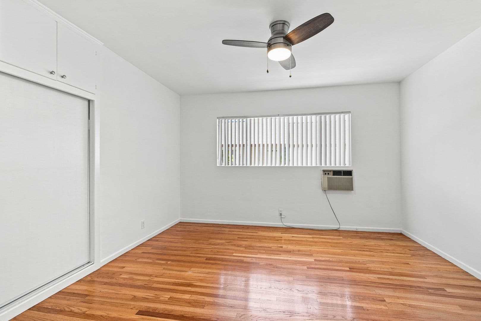 Alhambra Apartment: 312 N Atlantic Blvd