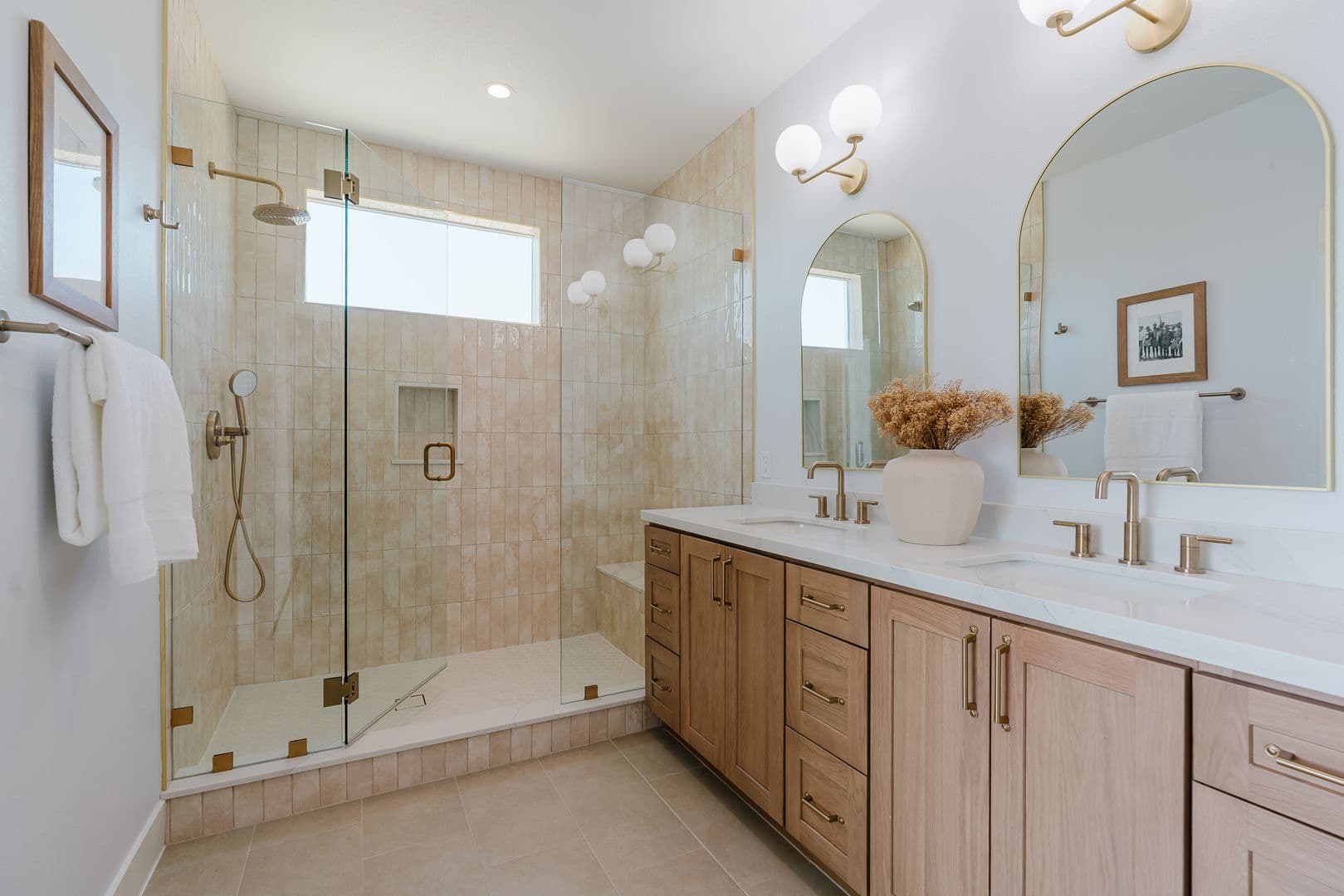 Los Angeles House: 3870 West Point Drive
