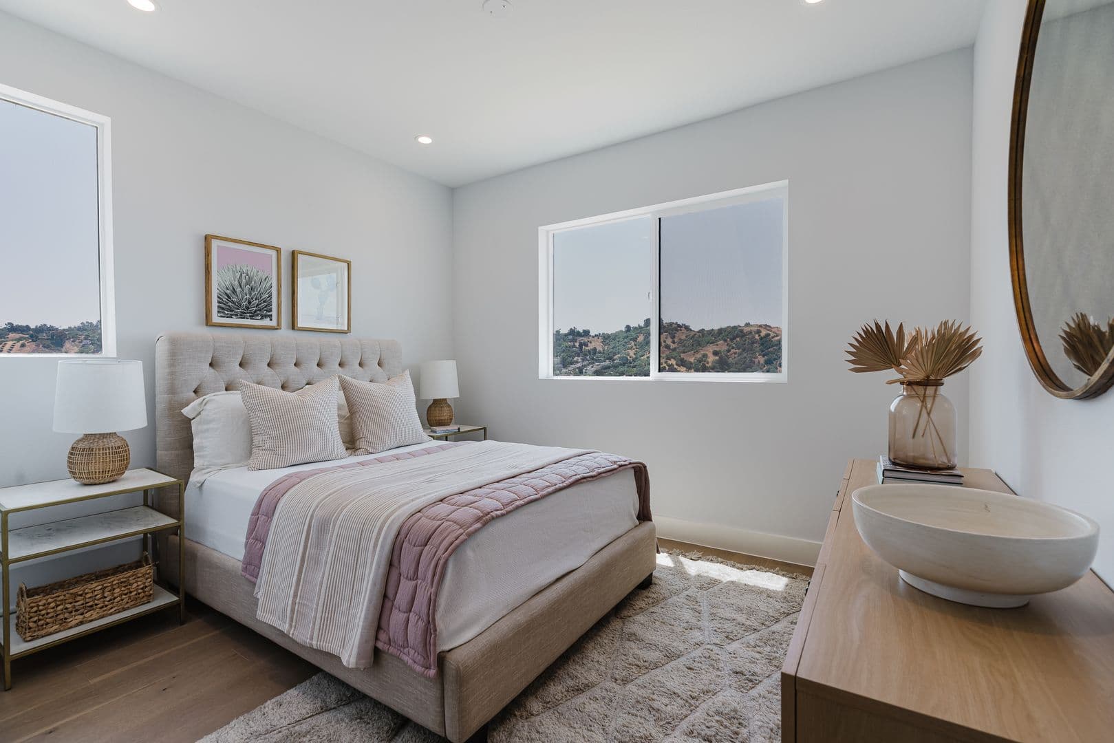 Los Angeles House: 3870 West Point Drive
