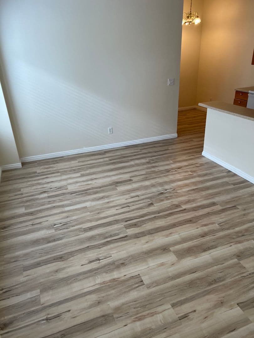 Nampa Apartment: 1307/1309 Holly St