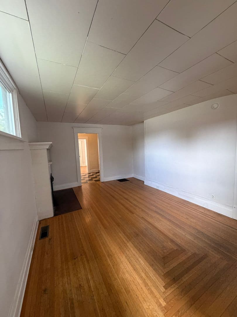 Boise Apartment: 1207 Washington