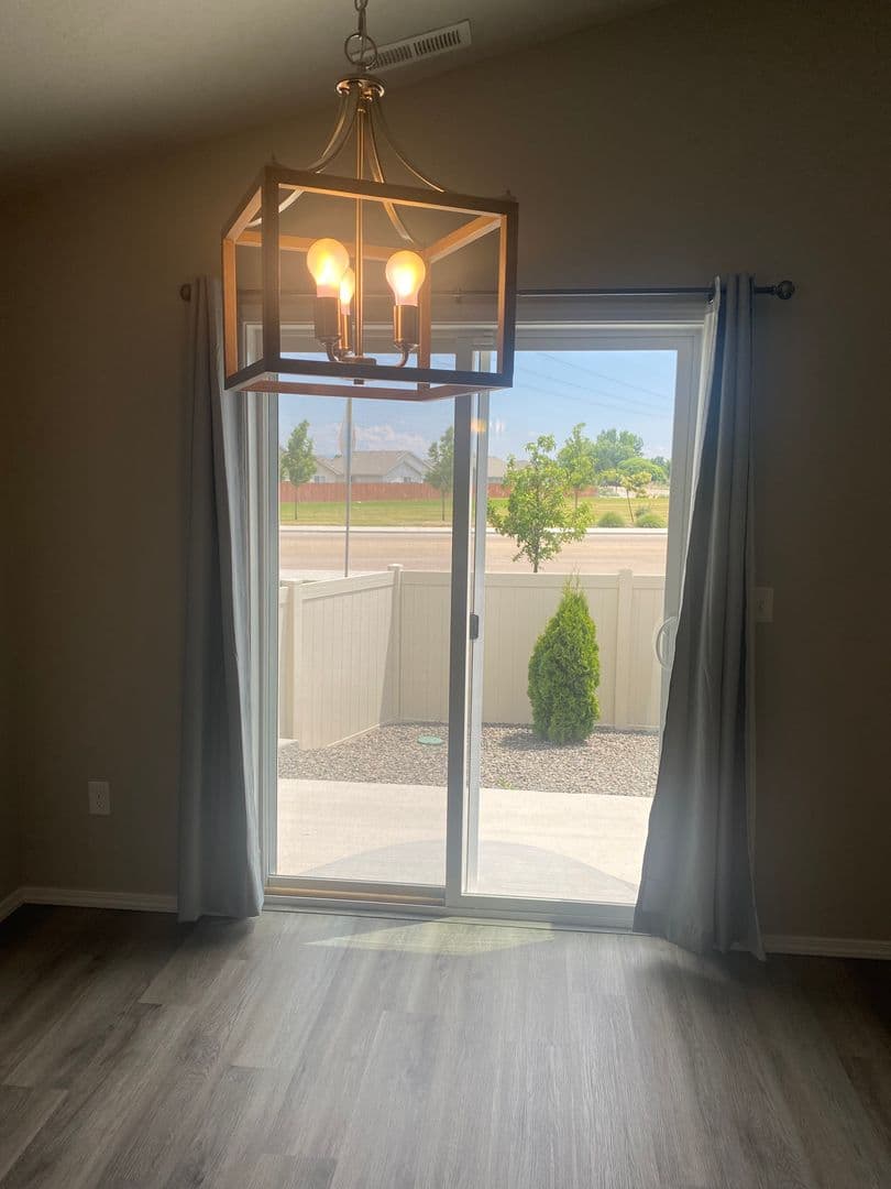 Caldwell House: 5214 Clearfield Ct