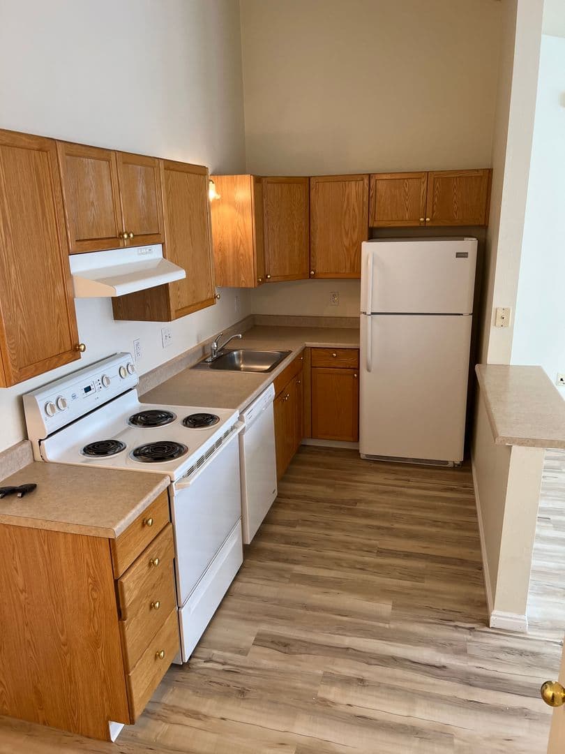 Nampa Apartment: 1307/1309 Holly St