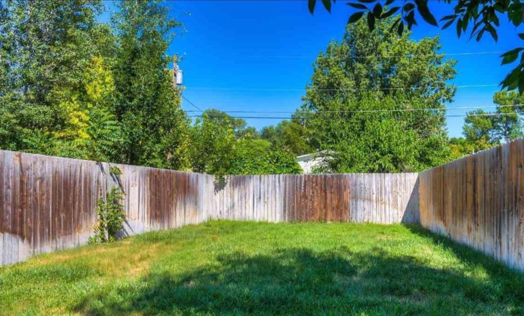 Nampa Apartment: 1307/1309 Holly St