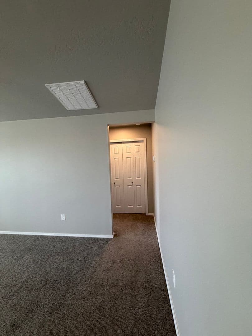 Caldwell House: 5214 Clearfield Ct