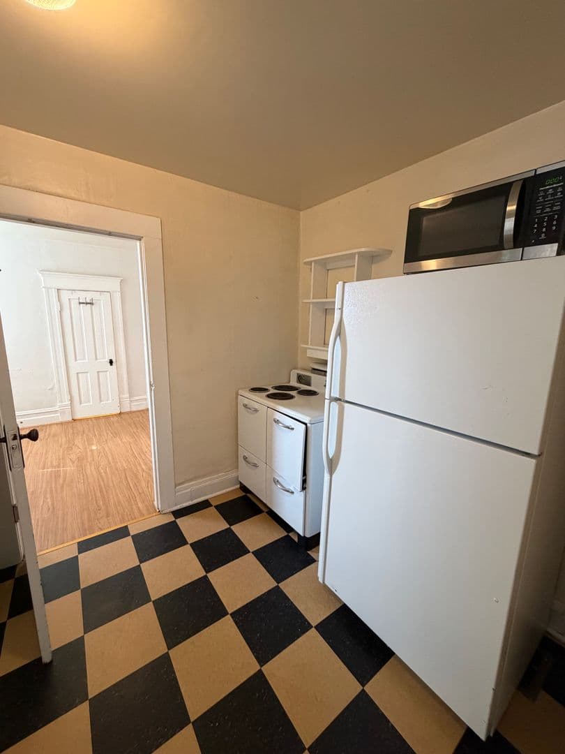 Boise Apartment: 1207 Washington