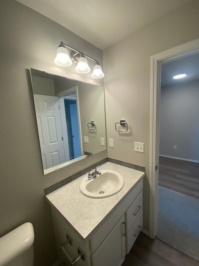 Caldwell House: 5214 Clearfield Ct
