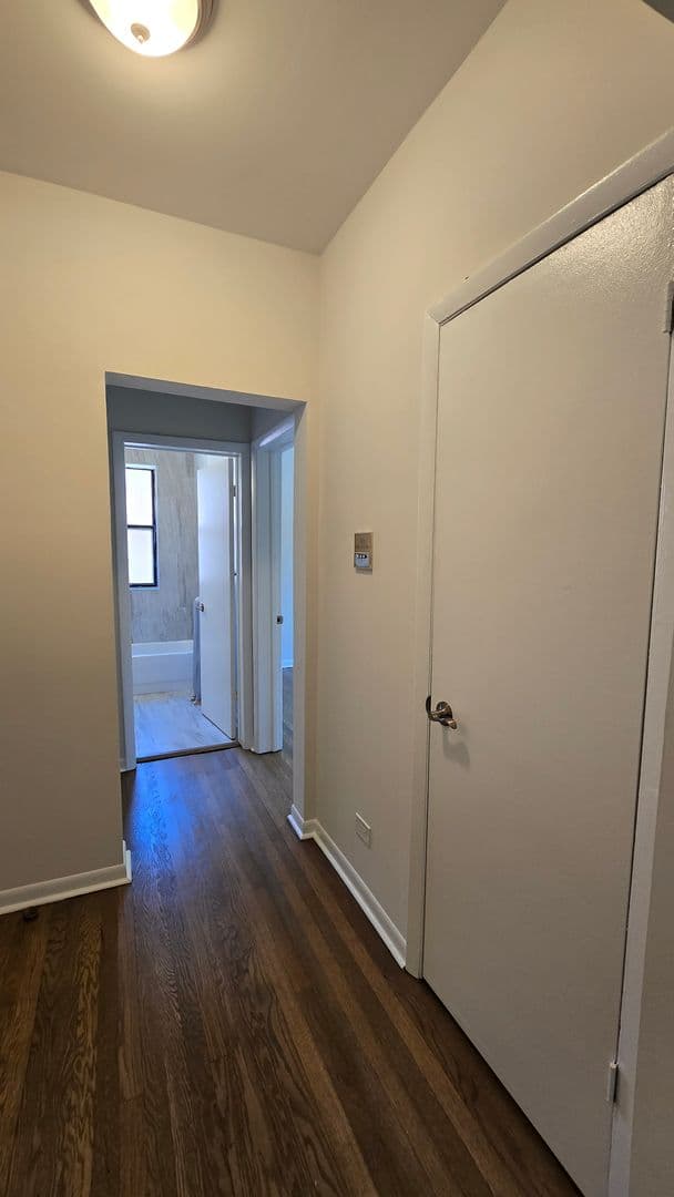 Chicago Apartment: 7722-28 N. Marshfield