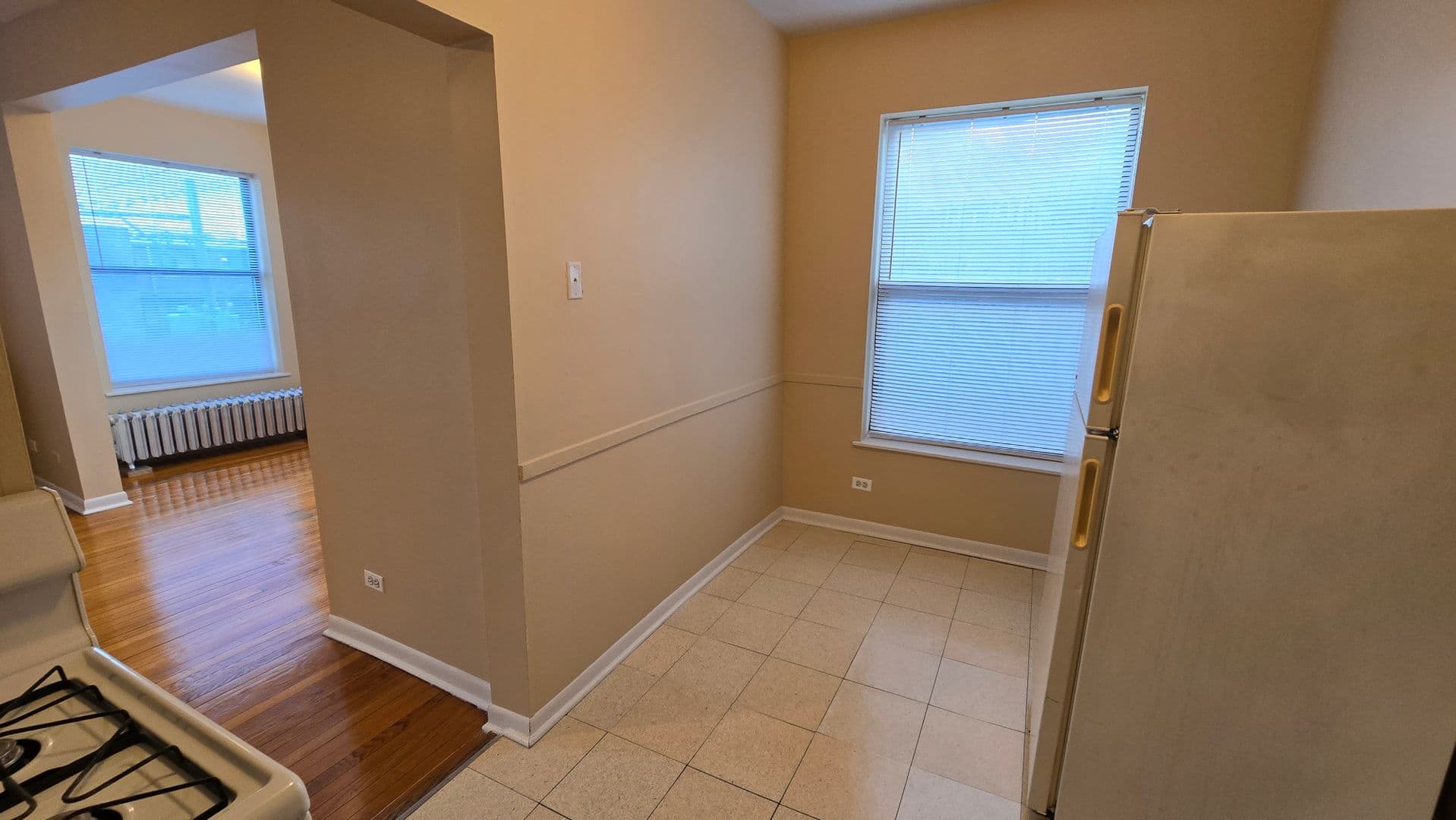 Chicago Apartment: 7722-28 N. Marshfield