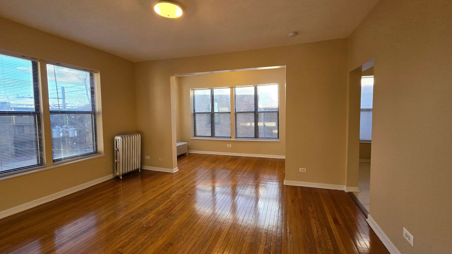 Chicago Apartment: 7722-28 N. Marshfield