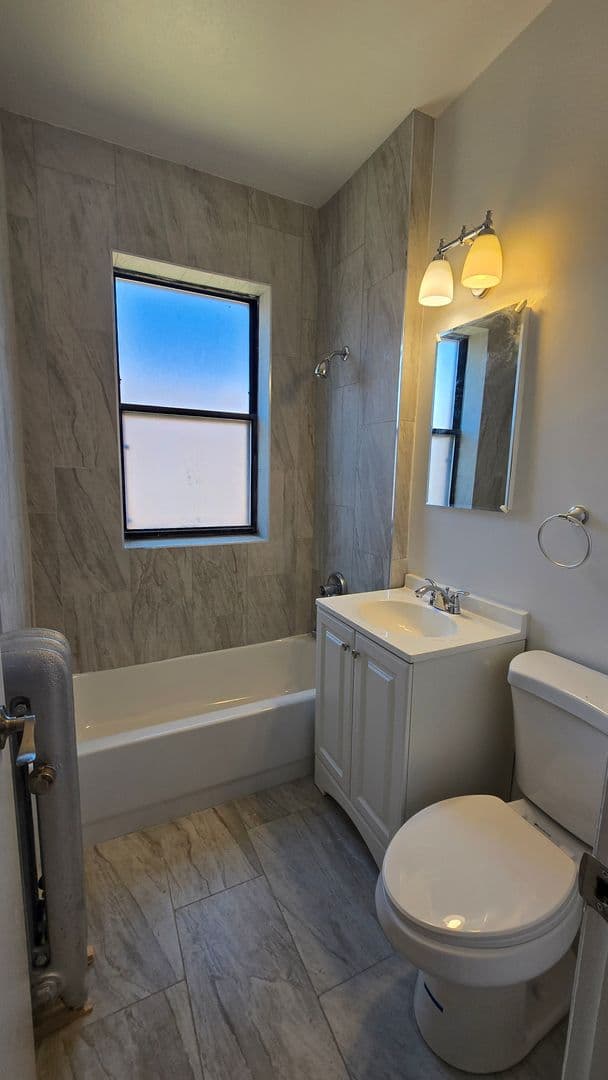 Chicago Apartment: 7722-28 N. Marshfield