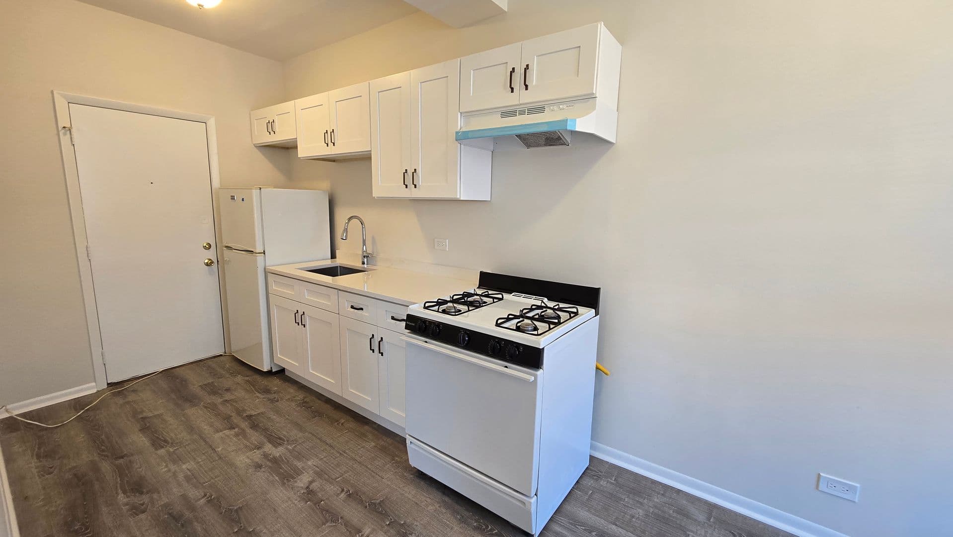 Chicago Apartment: 7722-28 N. Marshfield