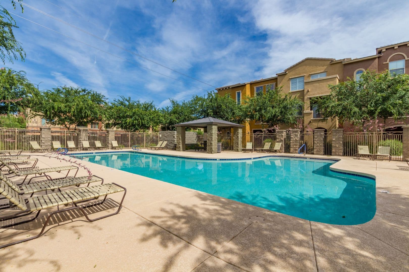 Chandler Apartment: 900 S 94th St