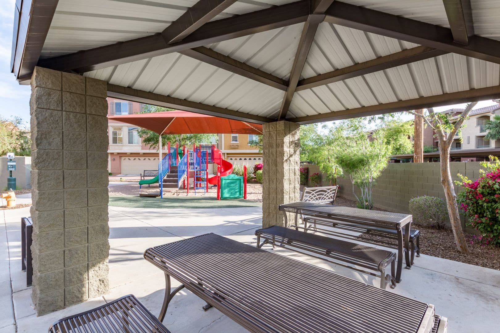 Chandler Apartment: 900 S 94th St