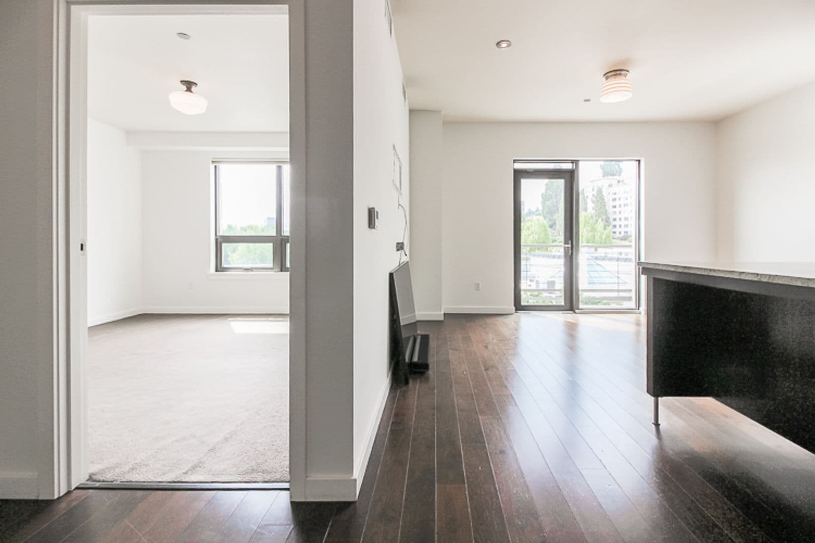 Portland Apartment: 2351 NW Westover Rd - Unit 404