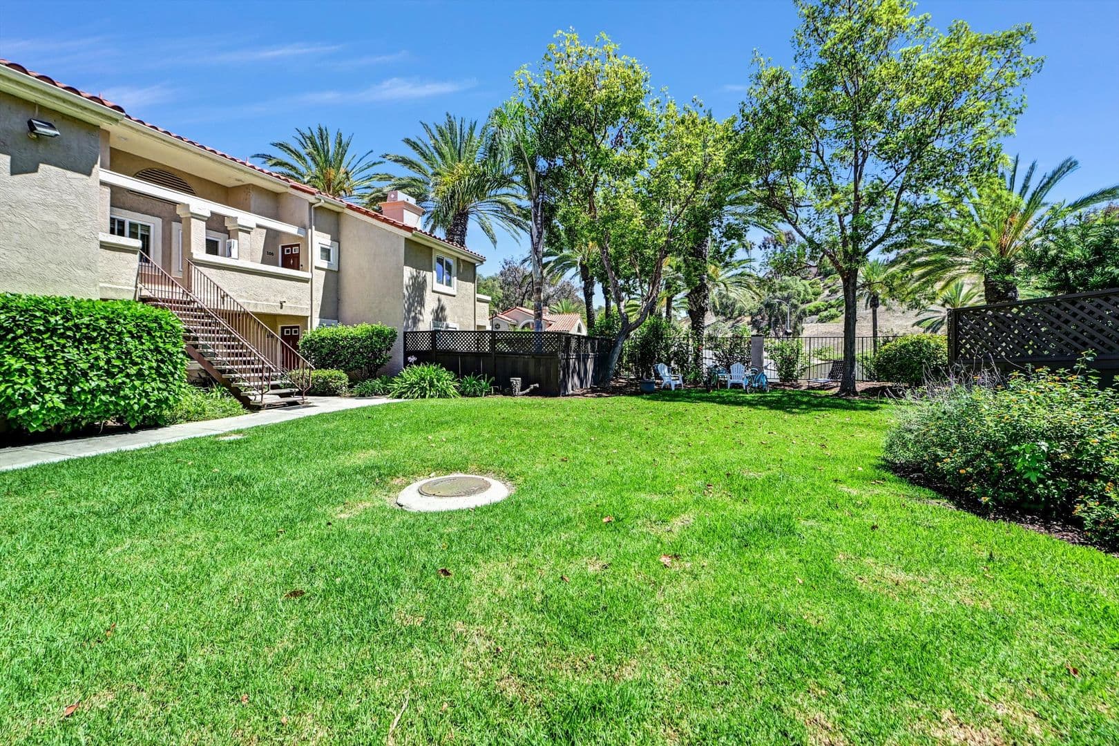 Oceanside Condo: 100 Sea Cliff Way #106