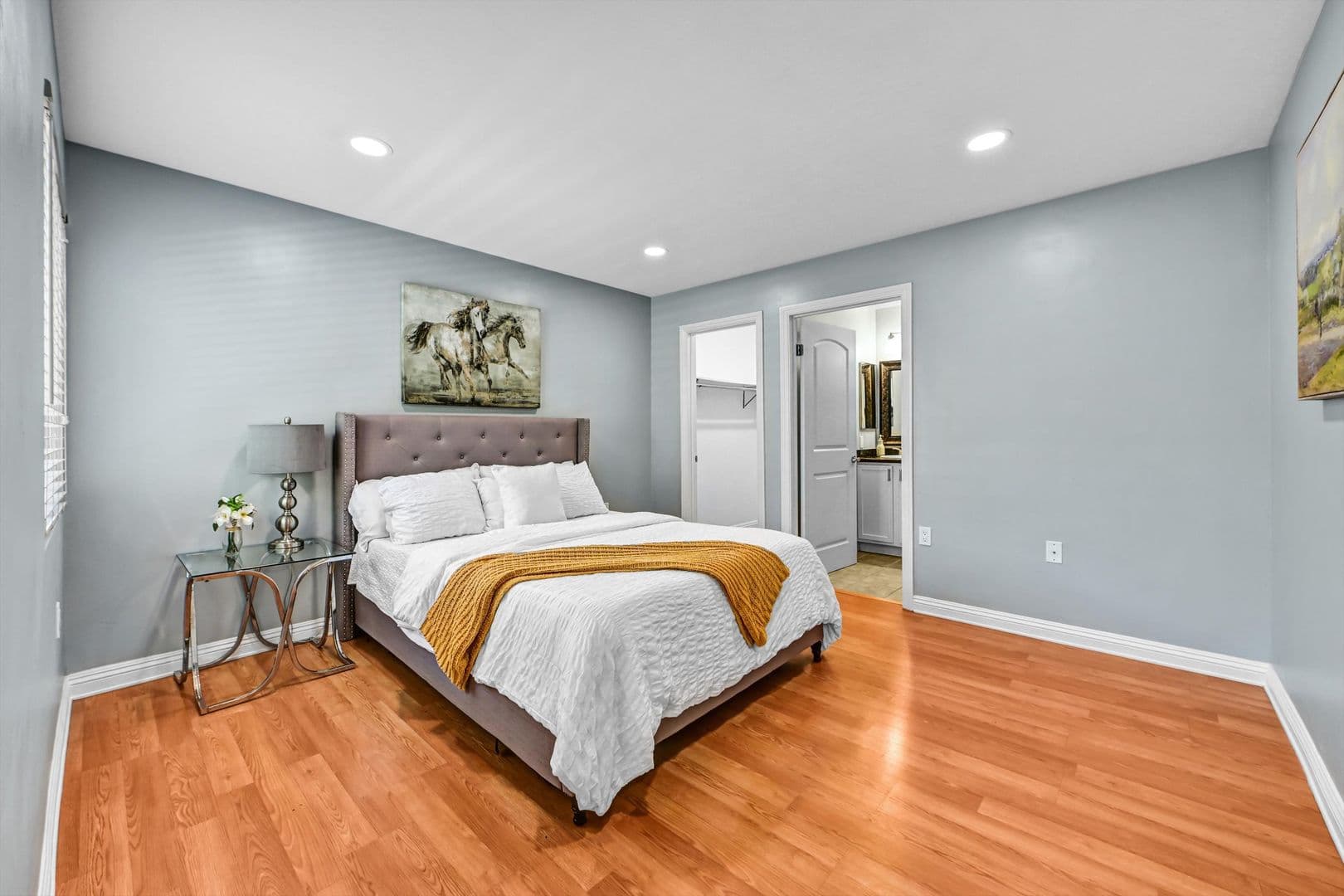 Oceanside Condo: 100 Sea Cliff Way #106