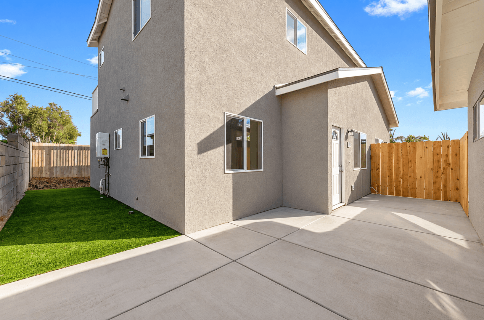 San Diego Apartment: 4161 Clairemont Mesa Blvd
