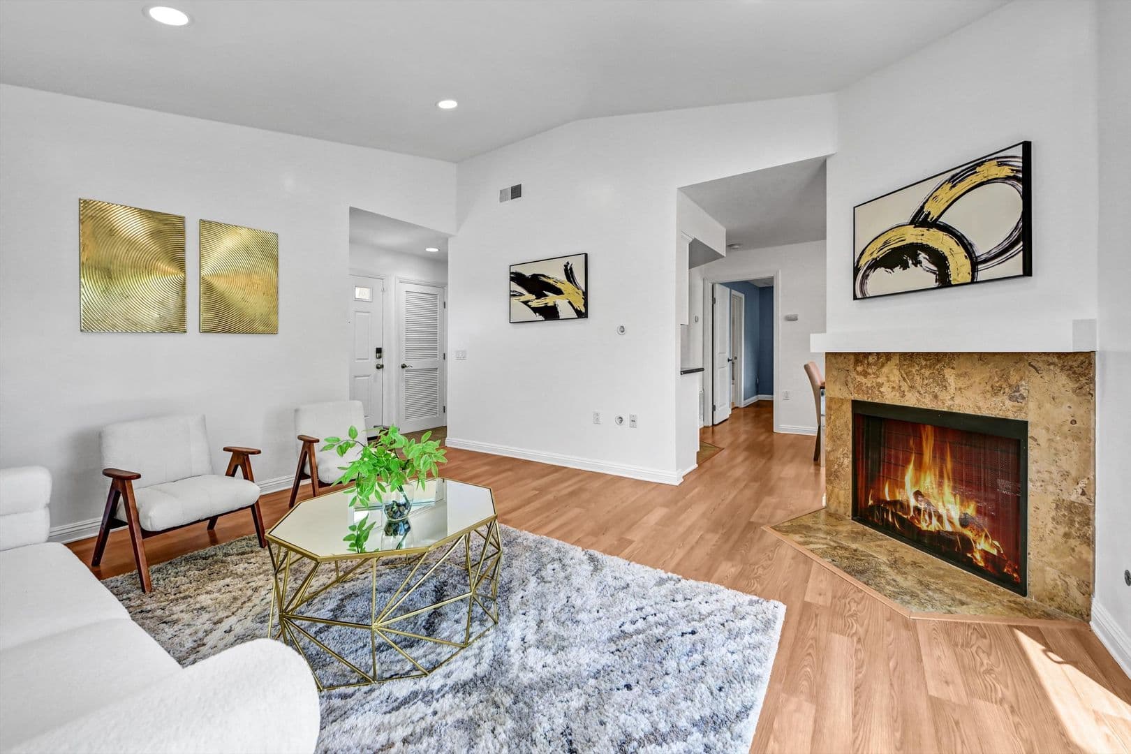 Oceanside Condo: 100 Sea Cliff Way #106