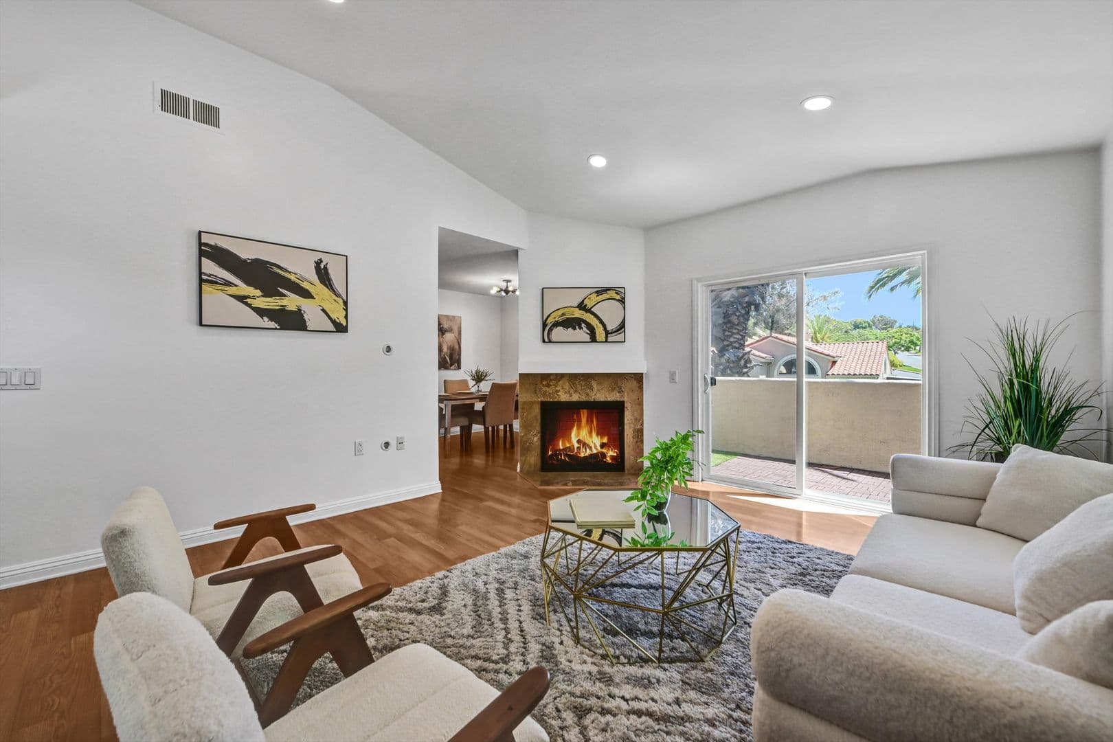 Oceanside Condo: 100 Sea Cliff Way #106