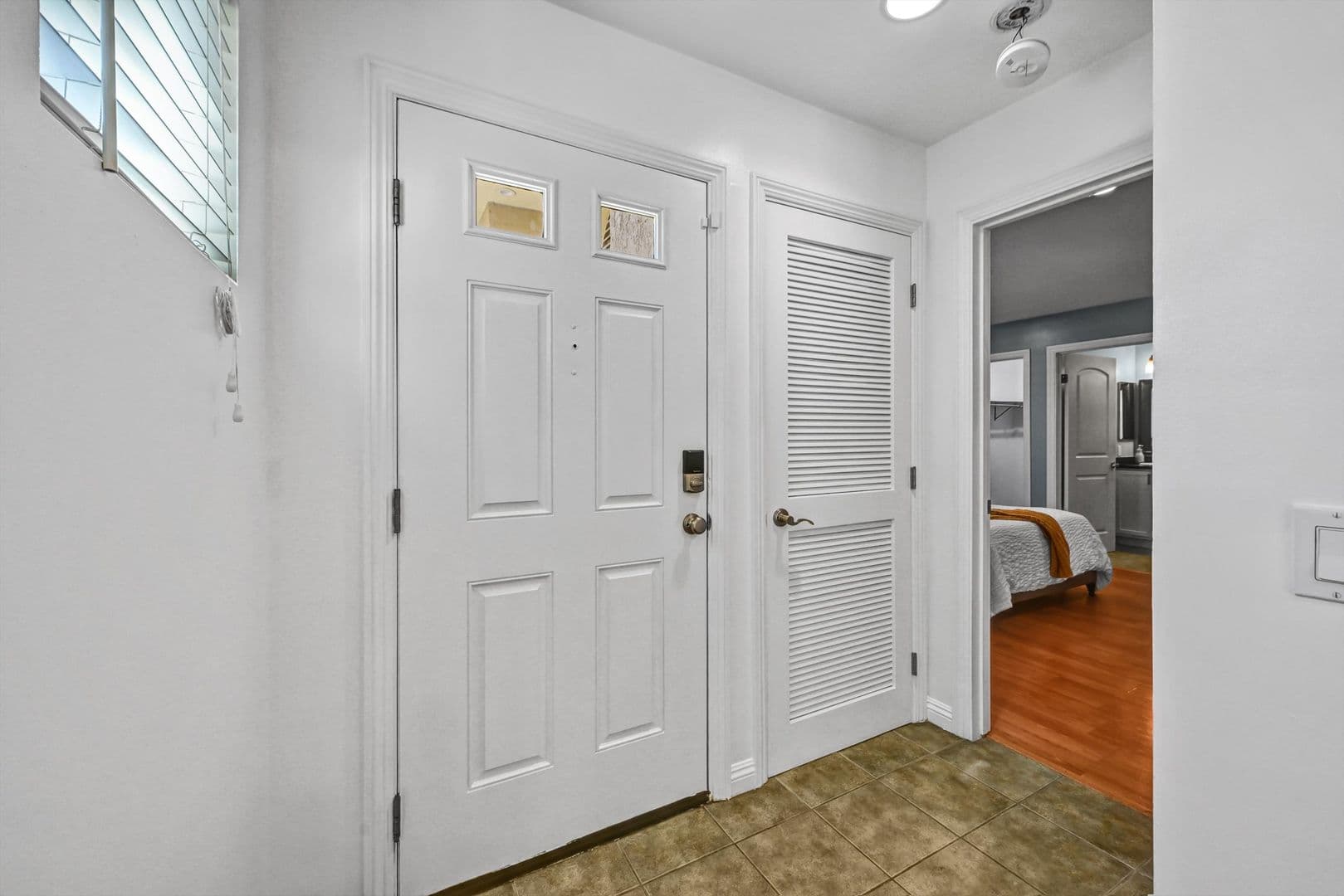 Oceanside Condo: 100 Sea Cliff Way #106