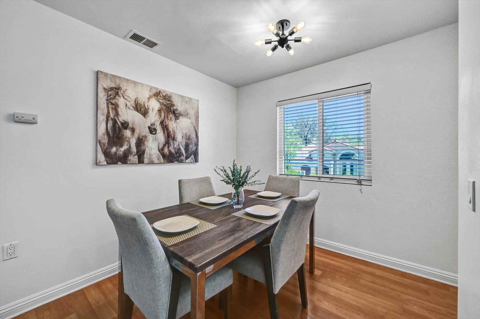 Oceanside Condo: 100 Sea Cliff Way #106