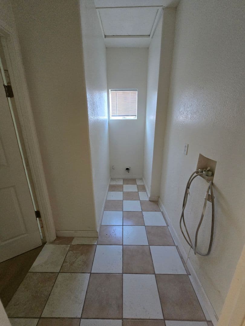 Richmond House: 448 2nd Street