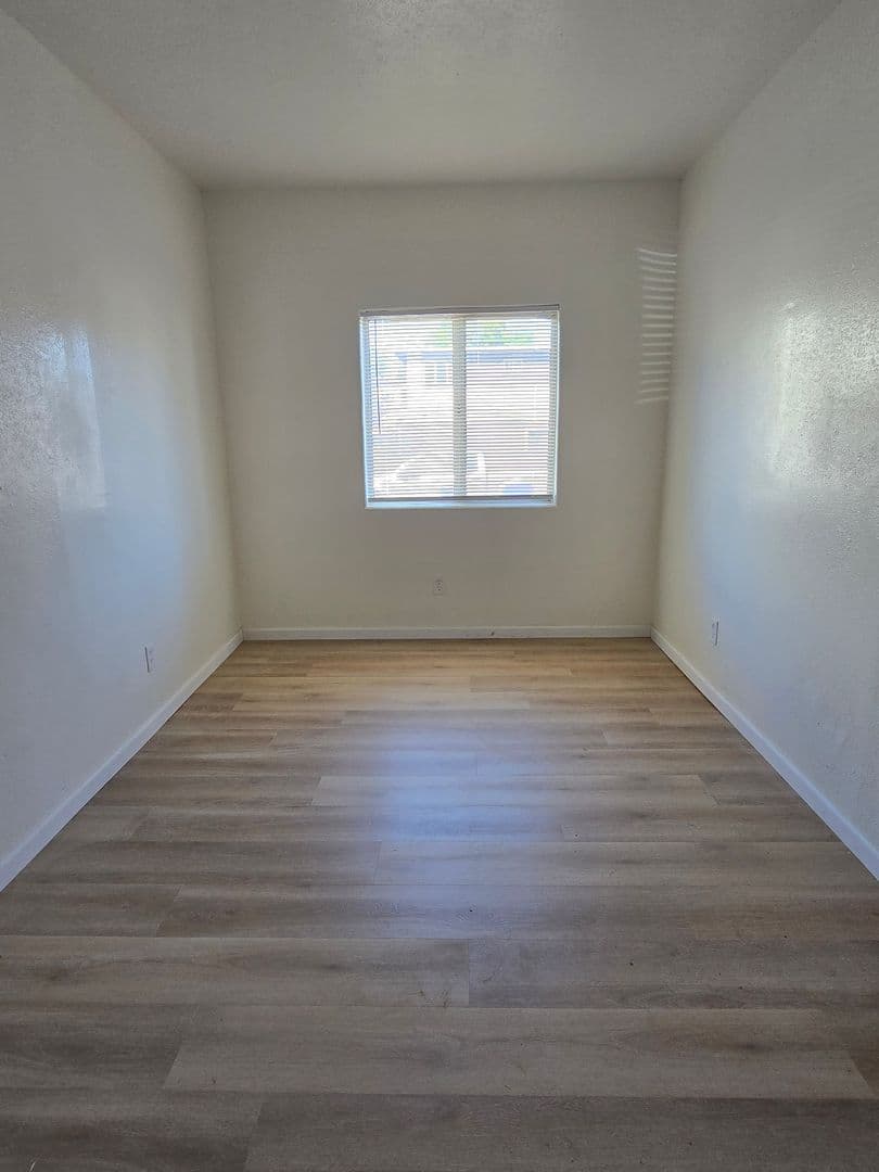 Richmond House: 448 2nd Street