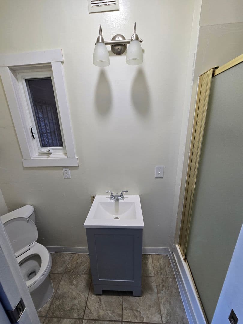 Berkeley Apartment: 1311 Curtis Street