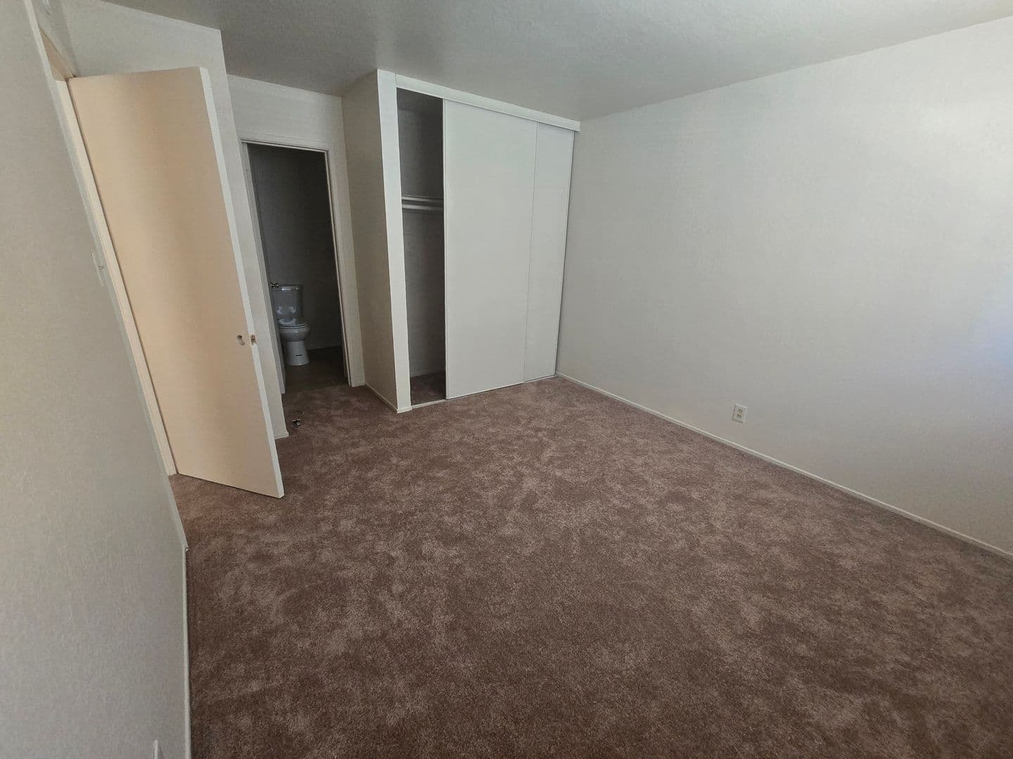 San Pablo Apartment: 1205 Broadway Ave