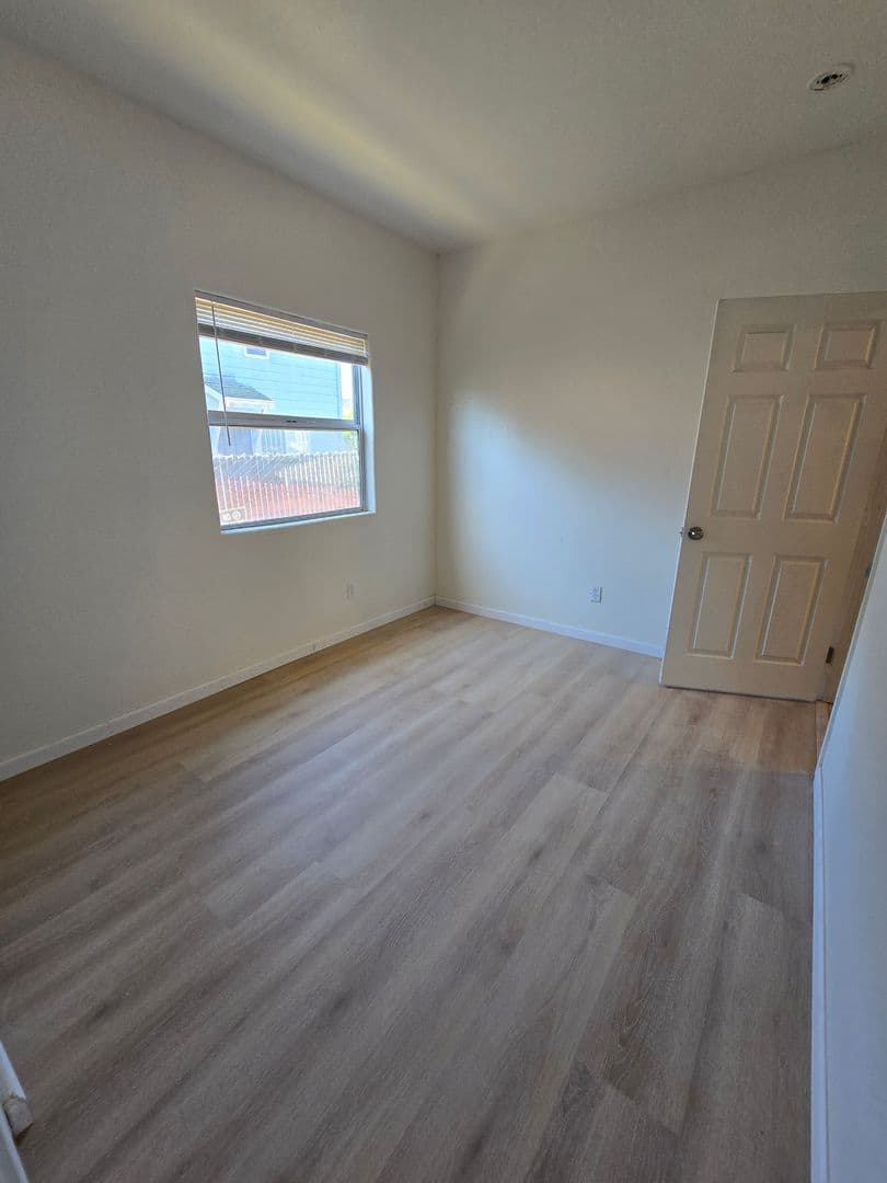 Richmond House: 448 2nd Street