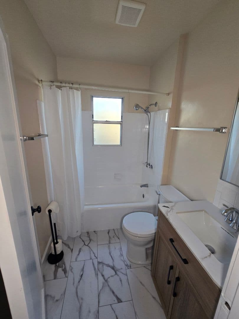 Richmond House: 1664 San Benito Street