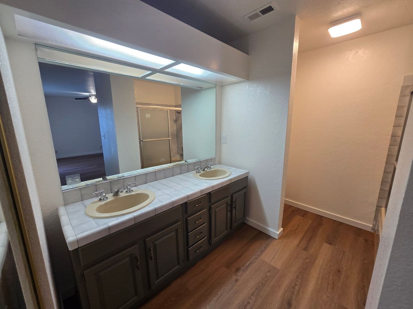 El Sobrante House: 21 Dove Lane