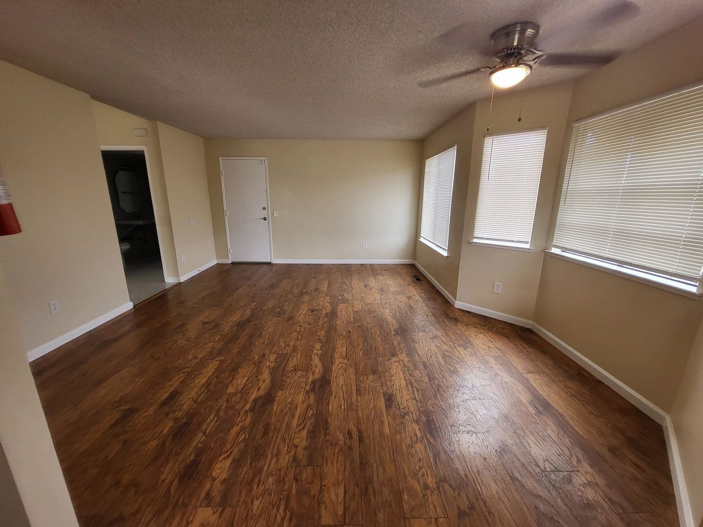 Richmond House: 5215 Bayview Avenue